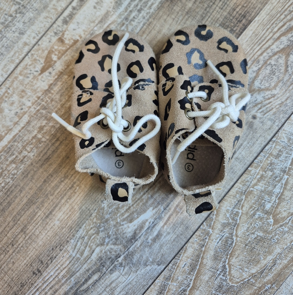 Piper Finn Leopard Print Oxfords, Size 3